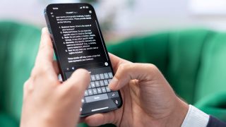 Perché ChatGPT sbaglia come riconoscere e correggere le allucinazioni dell’intelligenza artificiale